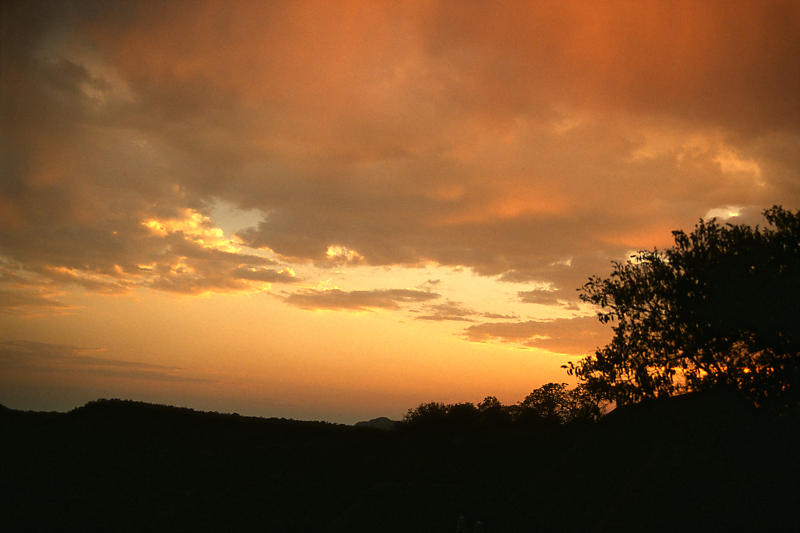 Sonnenuntergang im Madikwe NP
