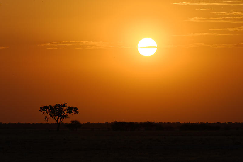 Sonnenuntergang in der Kalahari