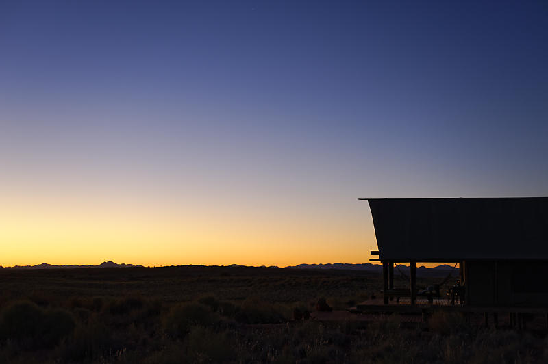 Sonnenaufgang im Namib Rand Nature Reserve Sonnenaufgang im Namib Rand Nature Reserve